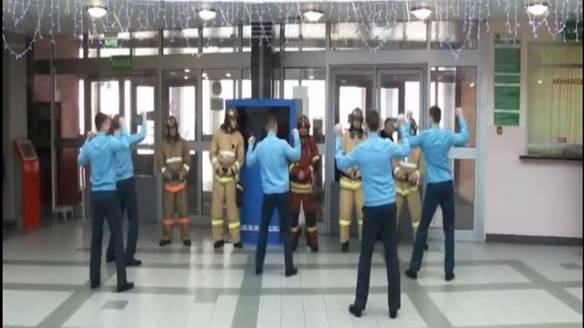 Пожарно-спасательный флешмоб в аэропорту г. Салехарда от 27.02.2015