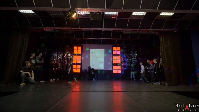 Break Dance - преподаватель Стеман смотреть онлайн