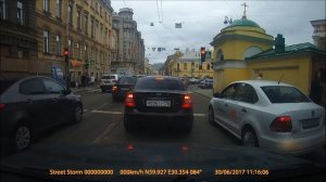 Ты едешь на красный? И я поеду на красный!