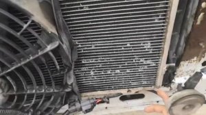 Как поменять радиатор охлаждения на автомобиле ЛАДА—ГРАНТА или КАЛИНА.