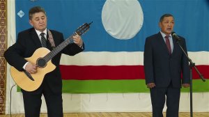 Ыллыыр Дмитрий Жирков. Александр Дмитриев-Чүмэчи тыл. мел. "Биһик ырыата"
