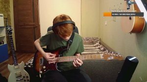 Играю на электрогитаре песни группы КИНО