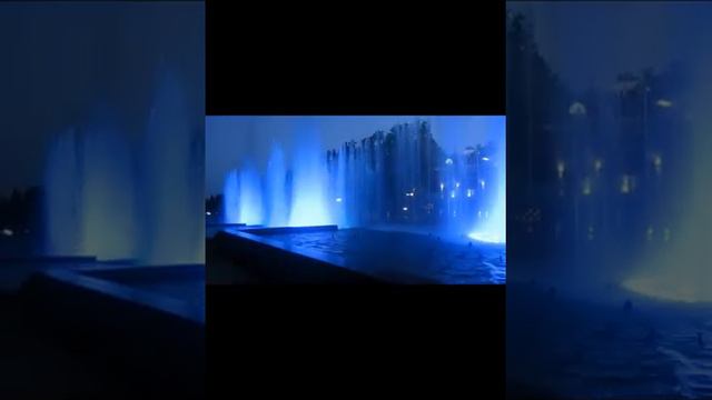 #краснодар#фонтаны#аврора    Поющие фонтаны в Краснодаре возле к/т Аврора