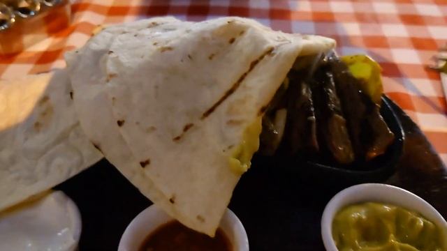 RED RIVER Однозначно, одно из самых зачетных мест в старом районе западной части Стамбула смотреть онлайн