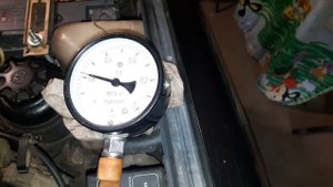 Работа вакуумного насоса на Ниссан Мистраль TD27T на генераторе