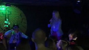 Grivina (настоящее имя Дарья Гривина) – набирающая популярность российская певица. Родилась 22 ...