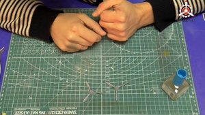 Сборка модели Пе-2. Часть одиннадцатая (начинаем красить).