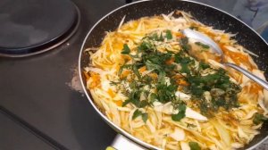 ЗАЛИВНОЙ ПИРОГ С КАПУСТОЙ????НА КЕФИРЕ И СМЕТАНЕ.