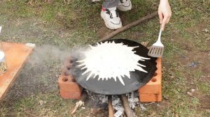 Как приготовить блины на садже | кавказская кухня | на природе / блины в форме солнца