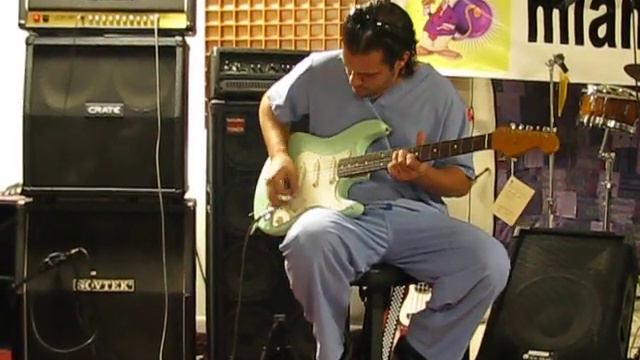 Bill Nash Surf Green with lollars смотреть онлайн