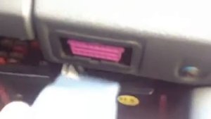 Volkswagen amarok OBD port location