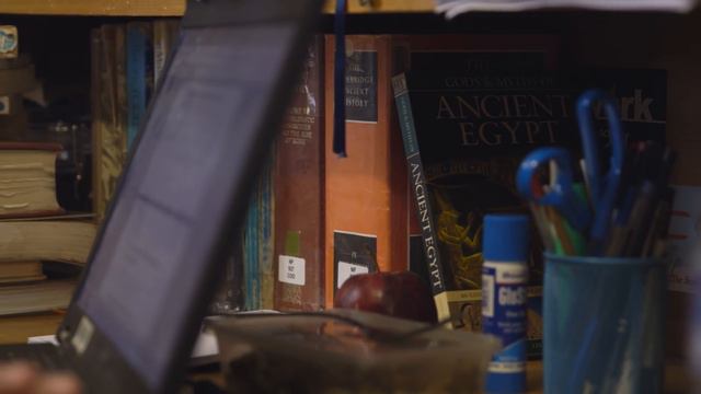 Rob Brown Master of Ancient History смотреть онлайн