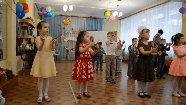 Игра на ложках смотреть онлайн