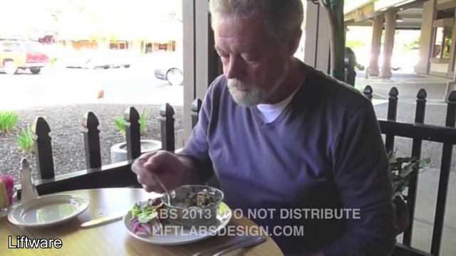 Детеныш осьминога обнаруживает камеру(переозвучка). смотреть онлайн