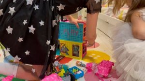 Клубный дом кукол ЛОЛ, распаковка Clubhouse LOL Surprise и обзор мебели домика