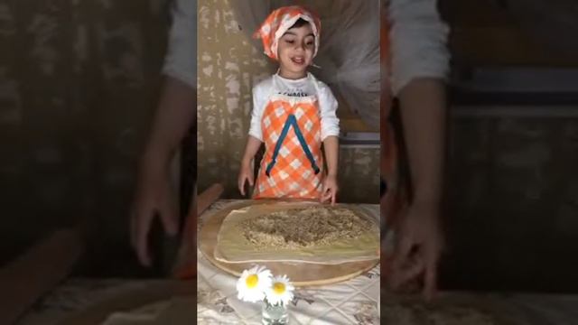 Рецепт от Леона-Мастера как приготовить рулетики с ореховой начинкой смотреть онлайн