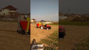 Посадка картофеля картофелесажалкой bomet минитрактор ом mitsubishi mt160