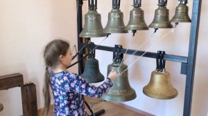 Как учатся звонить в Колокола в школе звонарей