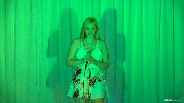 Русский Стилль /Екатерина Денисова/ Розы в январе 2021.mp4 смотреть онлайн