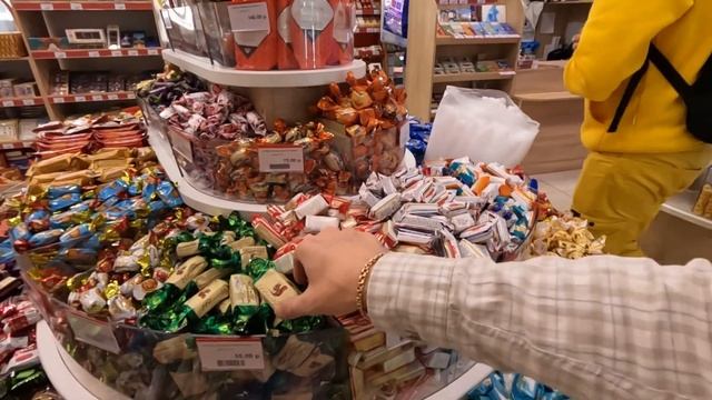 Нет мест в камере хранения / купили конфет на 2500 руб. / Сапсан из Санкт-Петербурга в Москву / вло смотреть онлайн