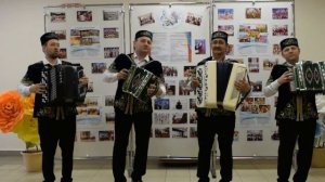 Гармунчылар ансамбле "Әтнә егетләре"