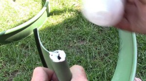 Монтаж бордюрной ленты на газоне