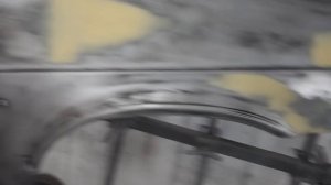 ВАЗ 2114, ремонт мятого крыла, рихтовка, грунтуем новое. Часть -1.