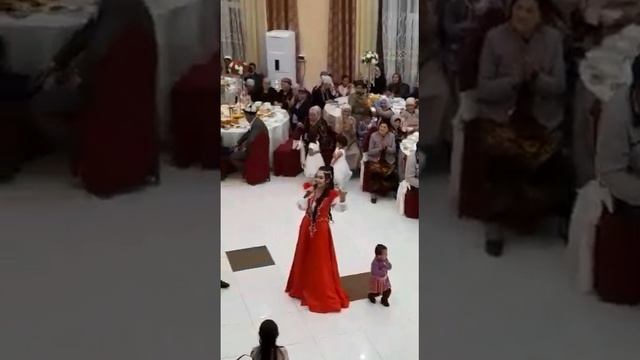 Самара Каримова.Ала-Тоо ресторанында тойдо смотреть онлайн