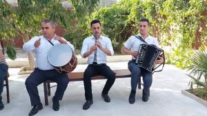 TEREKEME REQSÍ. EL-TRIO ???