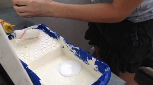 Как правильно красить валиком стены и потолок / How to paint with roller painter