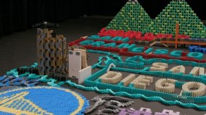 California Domino Art in 33K Dominoes