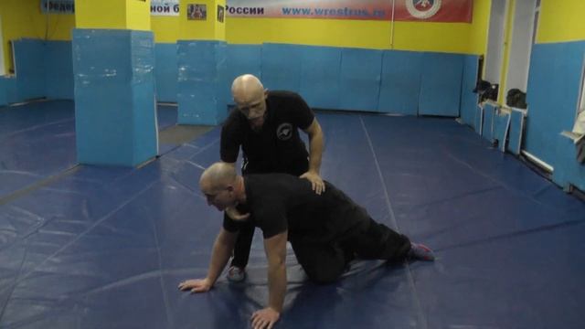 В Крючков. САО Стрела . Рывок за руку.  Фрагменты тренировки смотреть онлайн