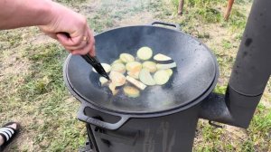 Сочная Свиная корейка с овощами на Садже