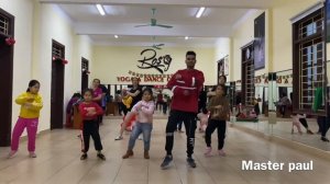 Zumba kids ( easy steps )  I like to move it / by master Paul