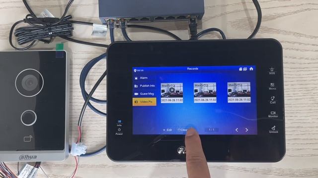 Dahua Indoor monitor VTH1560B work with VTO2211G-WP VTO2111D-P-S2 VTO2202F-P смотреть онлайн