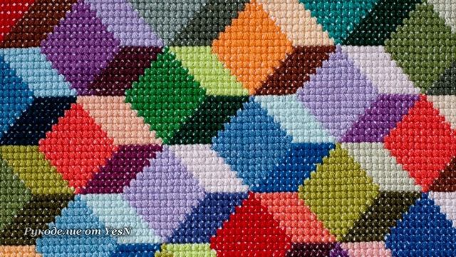 Графический узор вышитый крестом с 3D эффектом.
