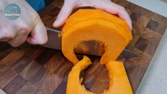 Запеканка с тыквой и мясным фаршем! Bravo Food! смотреть онлайн