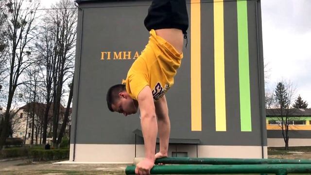 Мы Тренируем Элементы • СОЛНЫШКО На Турнике (В Лямках) Лач Гейнер На КОЛИЧЕСТВО + Стойки На Брусьях смотреть онлайн