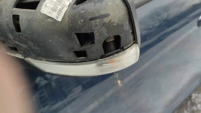 Focus 3. Светодиодный притемненный поворотник в зеркала. Подробная установка. смотреть онлайн