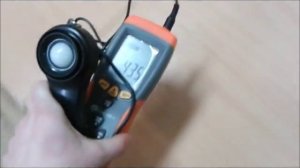 Освещение классе в школе - Светодиодные люминесцентные лампы - Т8 - с измерениями