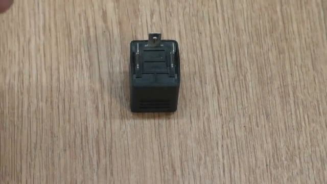Самый простой способ проверки реле поворотников или реле указателей поворота по другому.