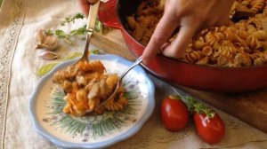 Макароны с мясом на сковороде (без варки)