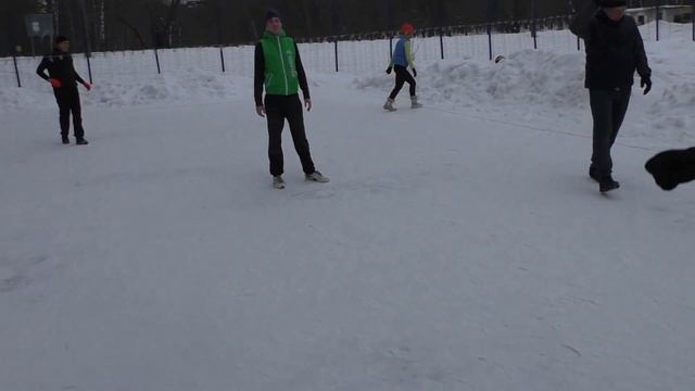 Зимний волейбол на Красных прудах 11.02.2017 смотреть онлайн