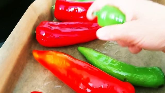 Попробовав это.... захочется готовить только  так !!! Запечённый перец с помидорами и луком.