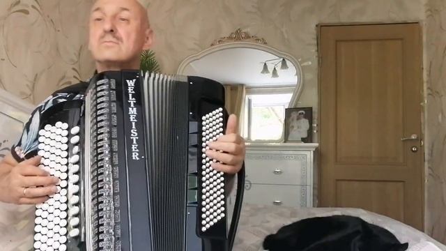 Вальс "Под небом Парижа" смотреть онлайн