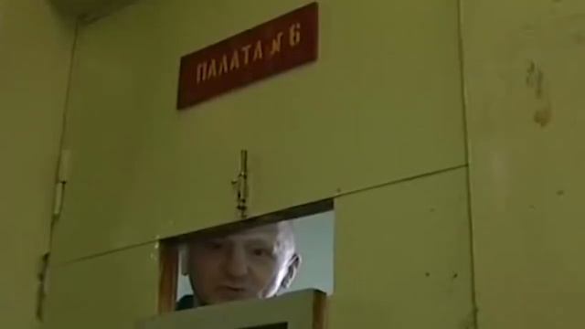Очень страшное кино 4
