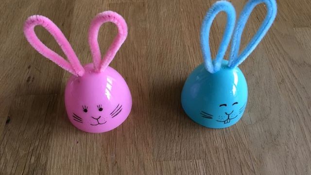 Пасхальные зайцы из упаковки от киндер сюрпризов смотреть онлайн