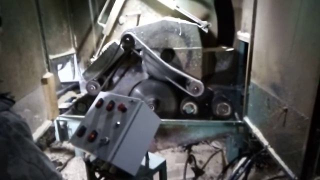 Как распилить толстое бревно сразу на десять досок. Многопил в 170 кВт. смотреть онлайн