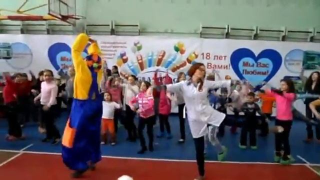 Центральный стадион выставка оптики Glazburg 15-04-2012.mp4 смотреть онлайн