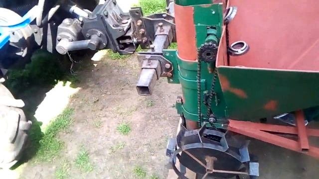 картофелесажалка для мототрактора(обзор)
